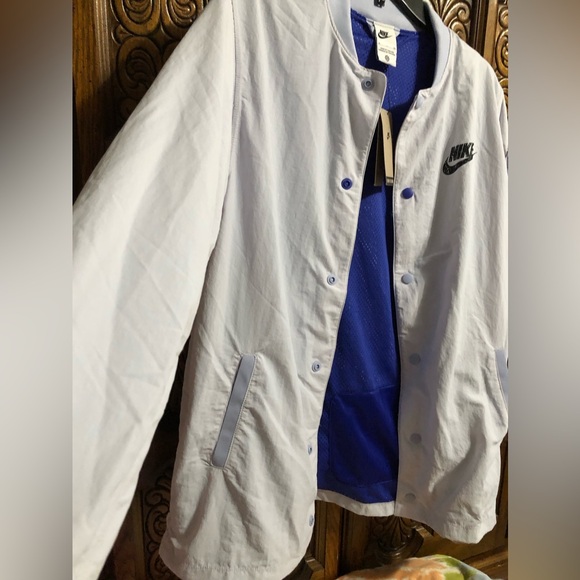 NIKE Youth Unisex Light windbreaker Jacket - Picture 9 of 16